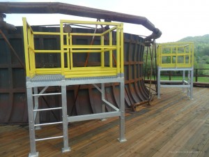 Construction and installation alluminum terraces  with isoftalic handrail for access to taken sampling on cooling towers