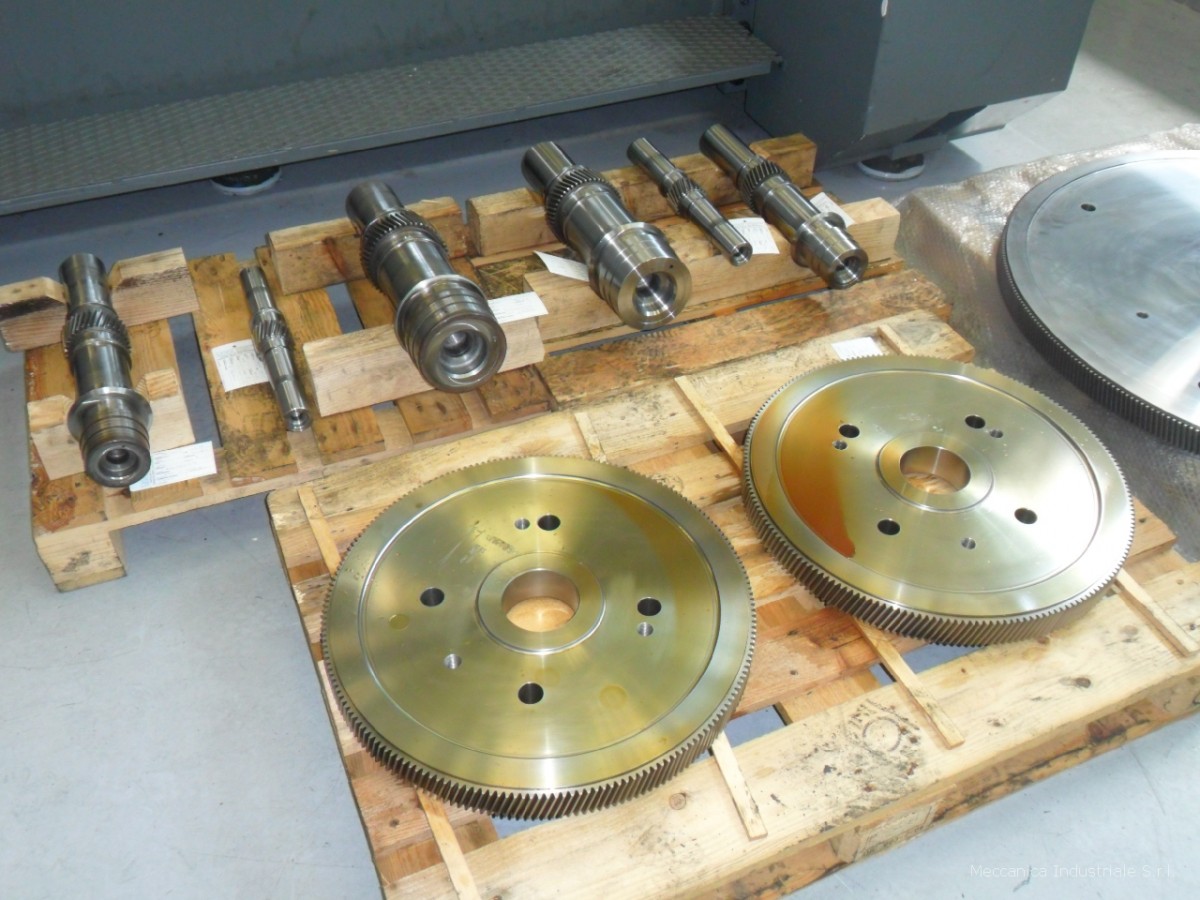 Machining of a full gear kit for steam turbine gas extraction gearbox