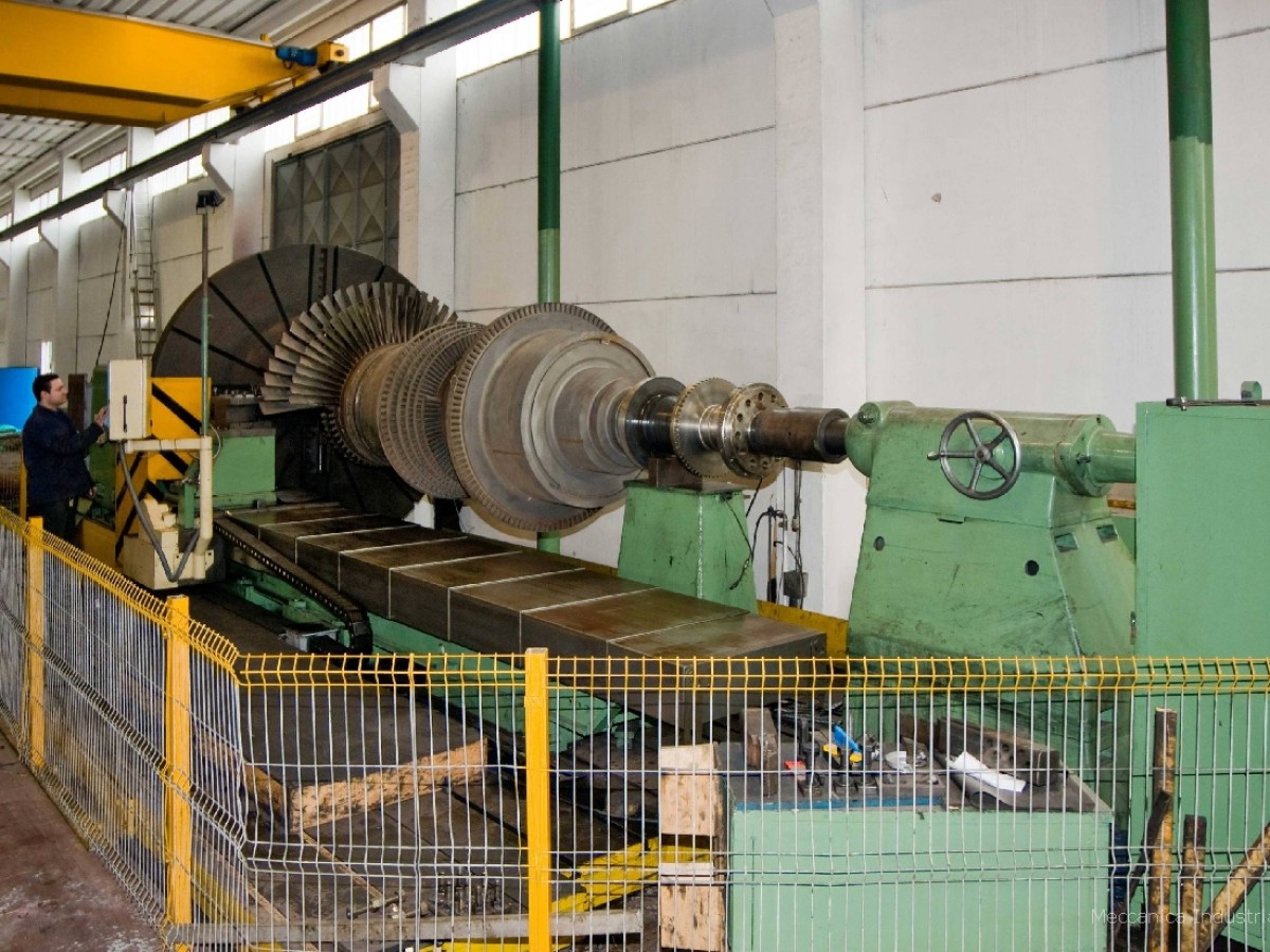 Tornitura rotore turbina vapore 40 MW